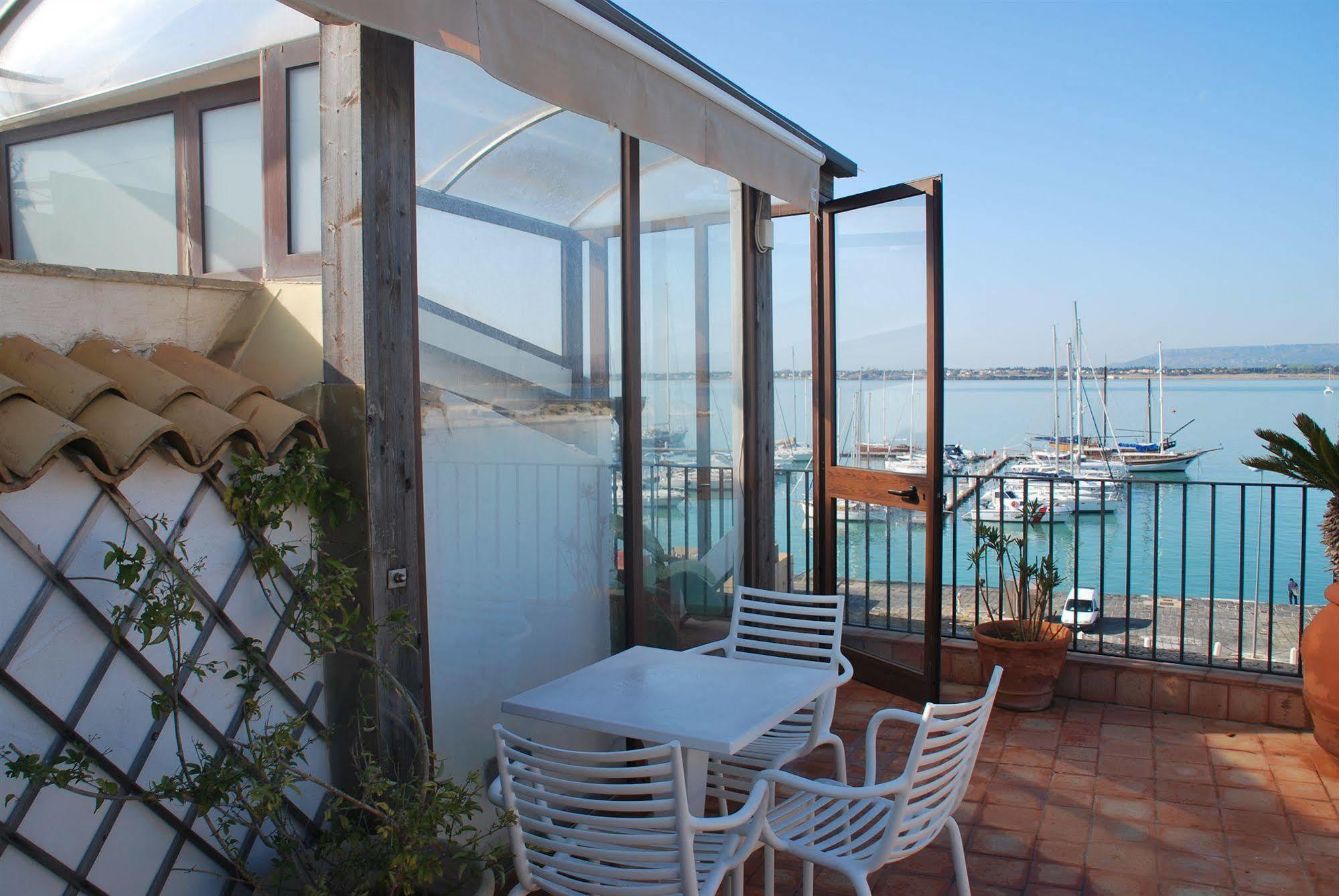 L'approdo Delle Sirene Frühstückspension 3*